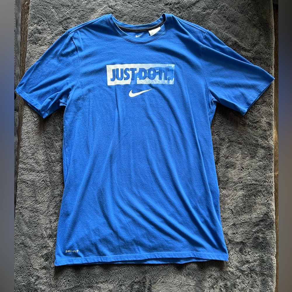 Men’s Nike Athletic Cut Just Do It T-Shirt